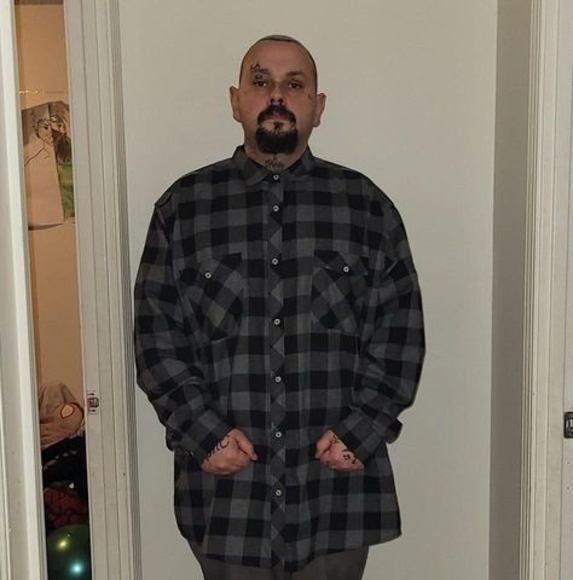 Meet your Posher, Ricky - Picture 1 of 1